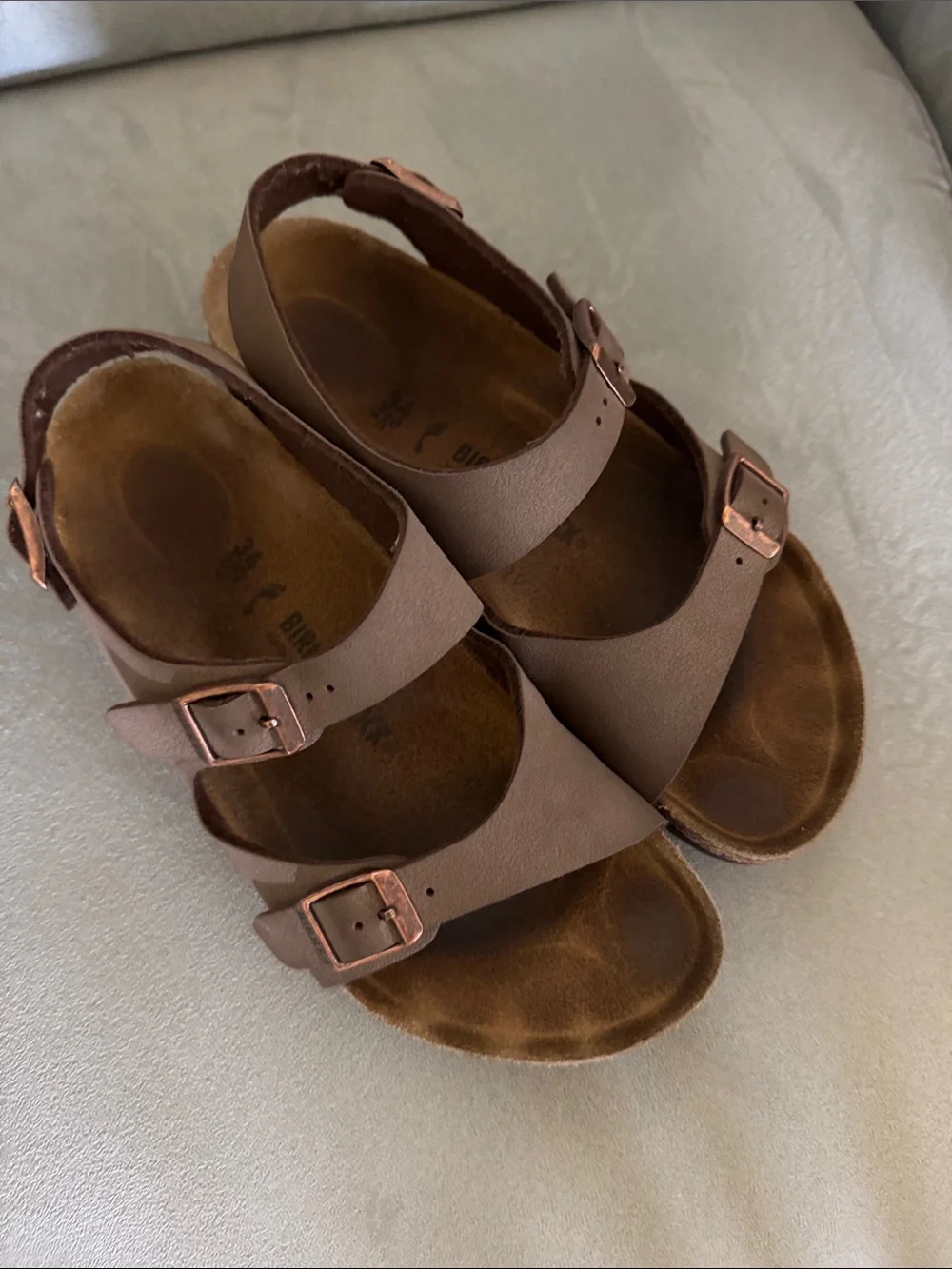 Birkenstock Kids Classic Two-Strap Buckle Sandals in Brown 3-3 1/2 European Size